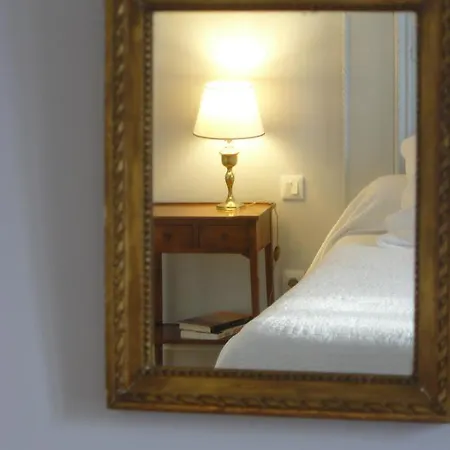 La Maison De Bed & Breakfast 3*