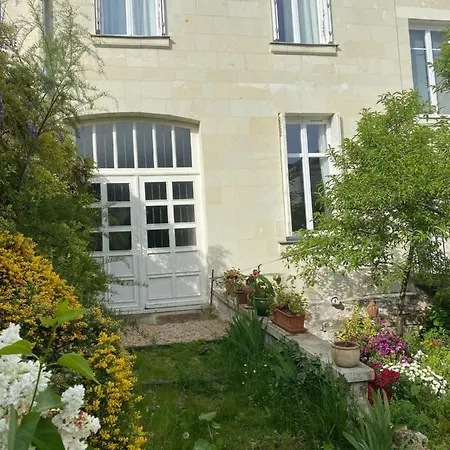 La Maison De Bed & Breakfast 3*