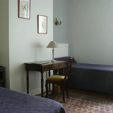 לינה וארוחת בוקר La Maison De