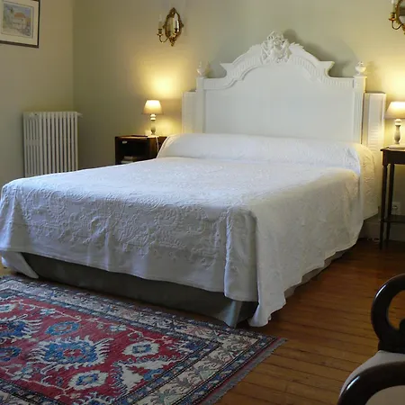 Oda ve Kahvaltı La Maison De 3*