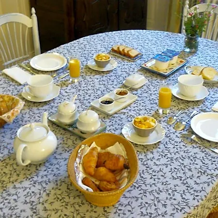 La Maison De לינה וארוחת בוקר 3*