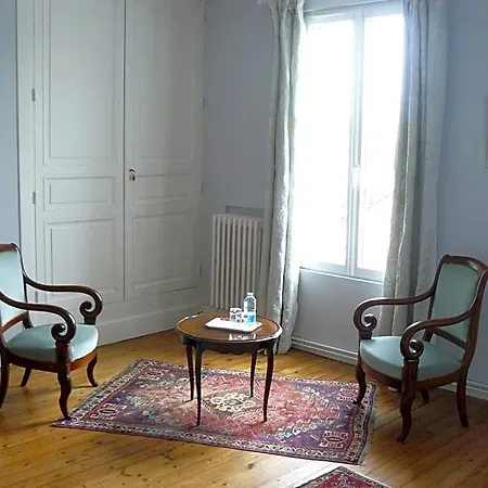 La Maison De לינה וארוחת בוקר 3*