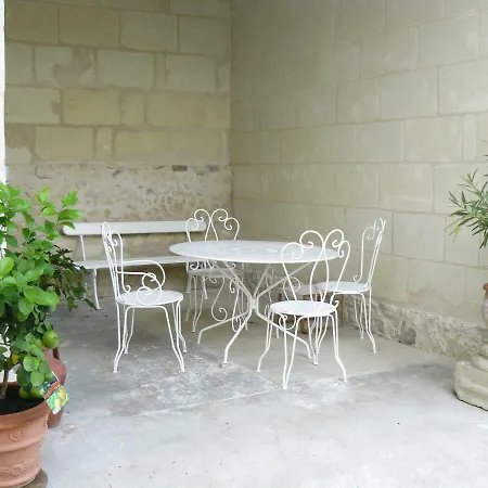 Oda ve Kahvaltı La Maison De 3*