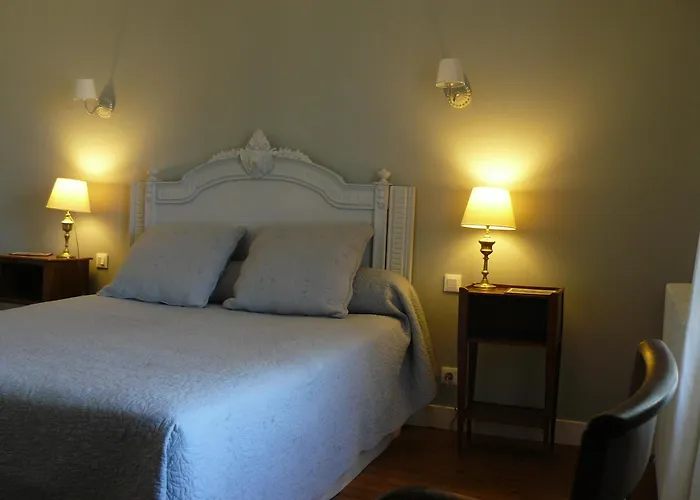 La Maison De 3* سوموور