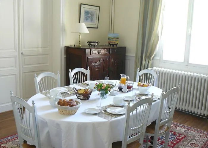 La Maison De Panzió Saumur